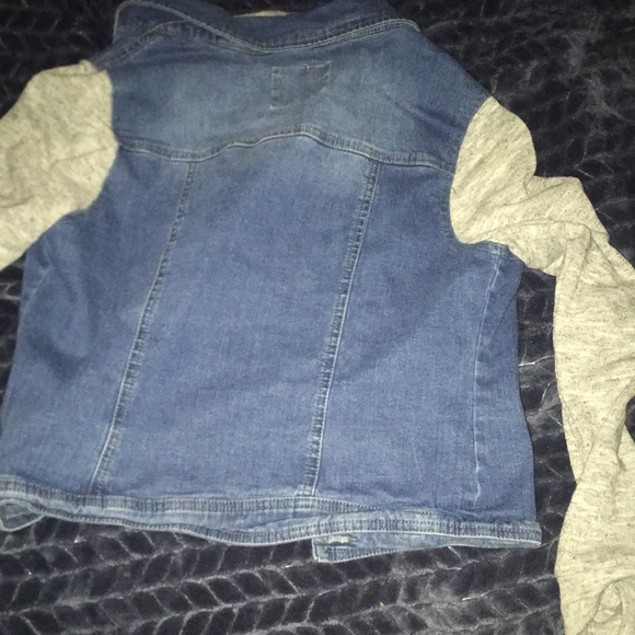 jacket - Picture 4 of 4